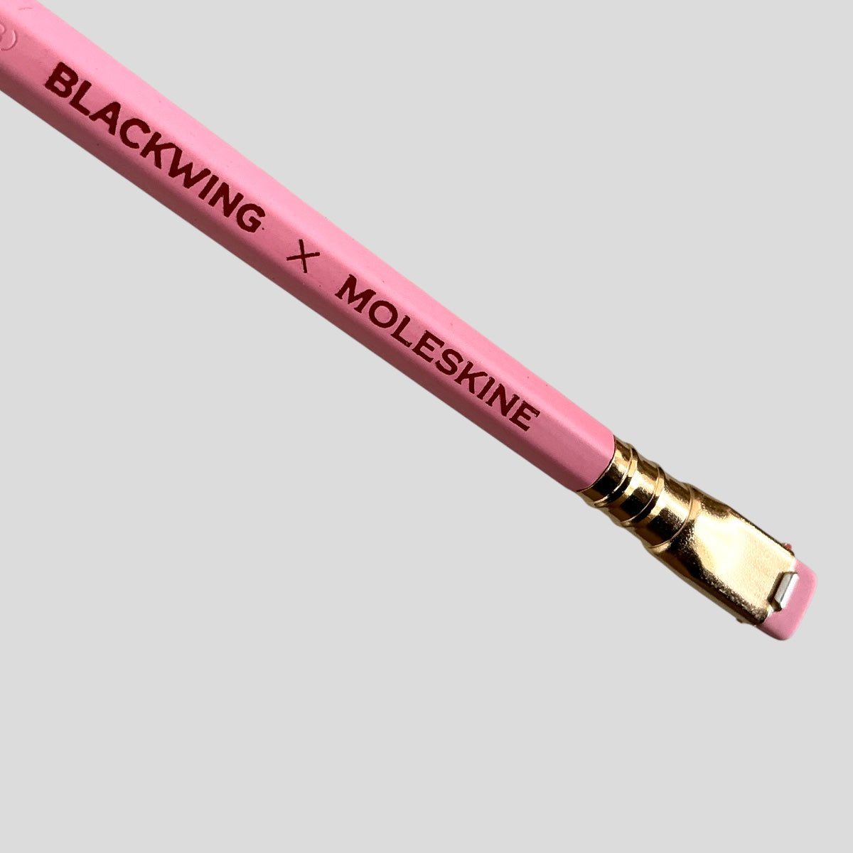 Lápiz Blackwing x Moleskine Sakura 2